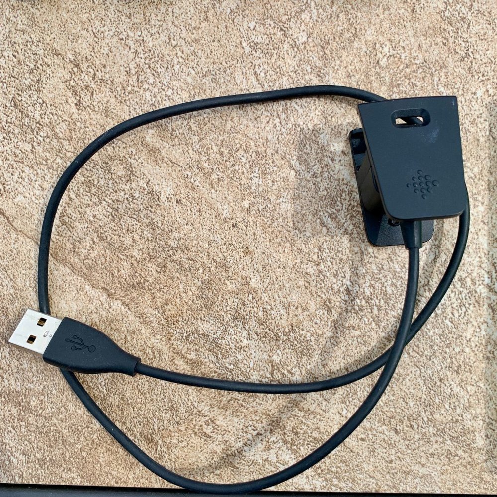 Fitbit Charge 2 Hr + Accessory Bundle - image 2